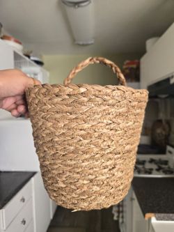 Seagrass Hanging Basket