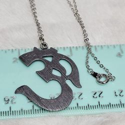 OM NECKLACE pewter Pendant Chain Hindu Symbol Yoga Meditation Ohm Aum
