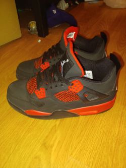Jordan 4 Red Thunder Size 8.5 No Box