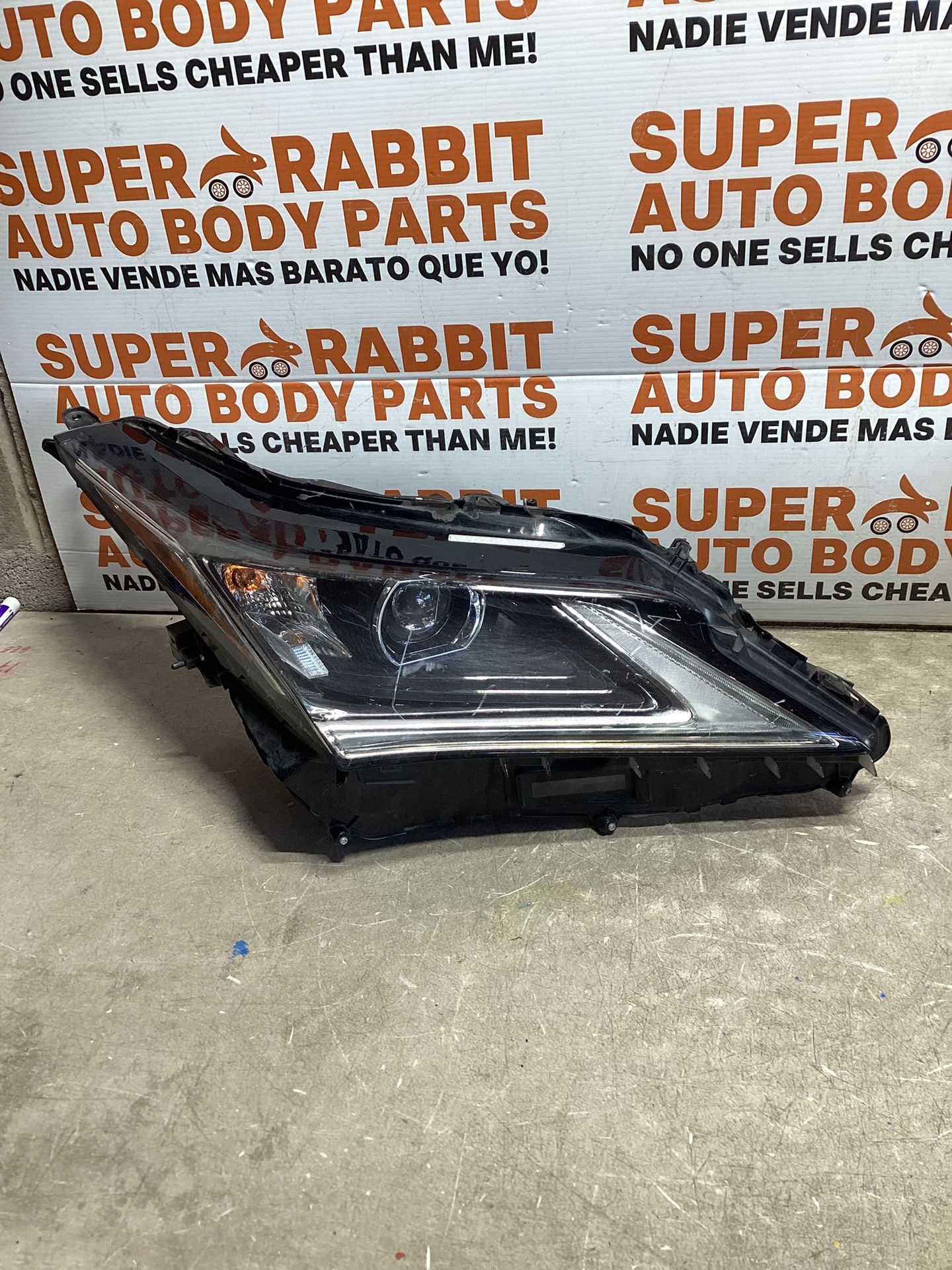 2016 Lexus RX 350 Passenger Headlight LED Original OEM 2019