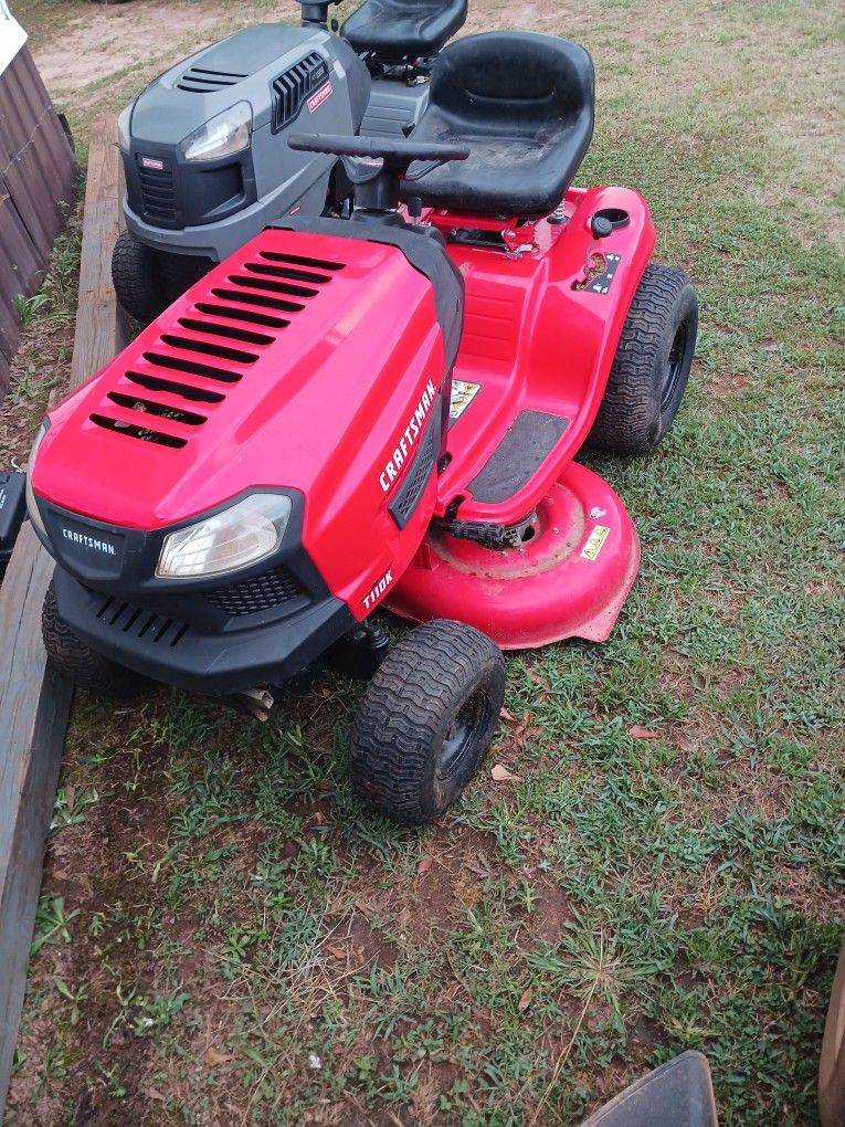 Riding Lawnmower