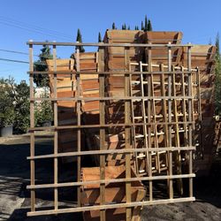 5’ X 5’ Wooden Trellis