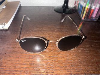 Ray-Ban Round Metal