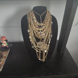 Gold Toned Necklace Lot Over 15 Pcs 