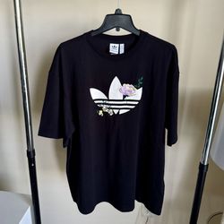 Adidas Women's T-shirt ( Brand New )
