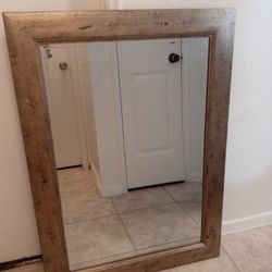 Mirrors And Pictures $50 For All ‼️