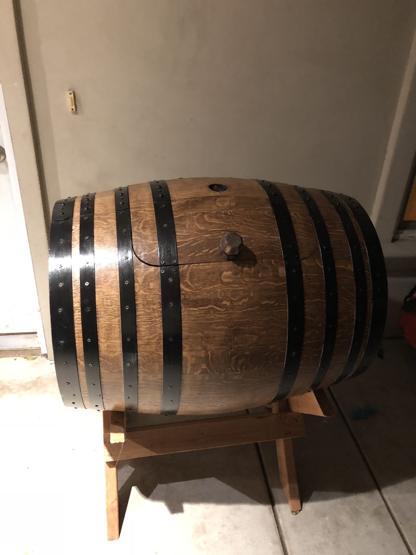 Hielera de barril de madera (ice chest white oak barrel red wine)