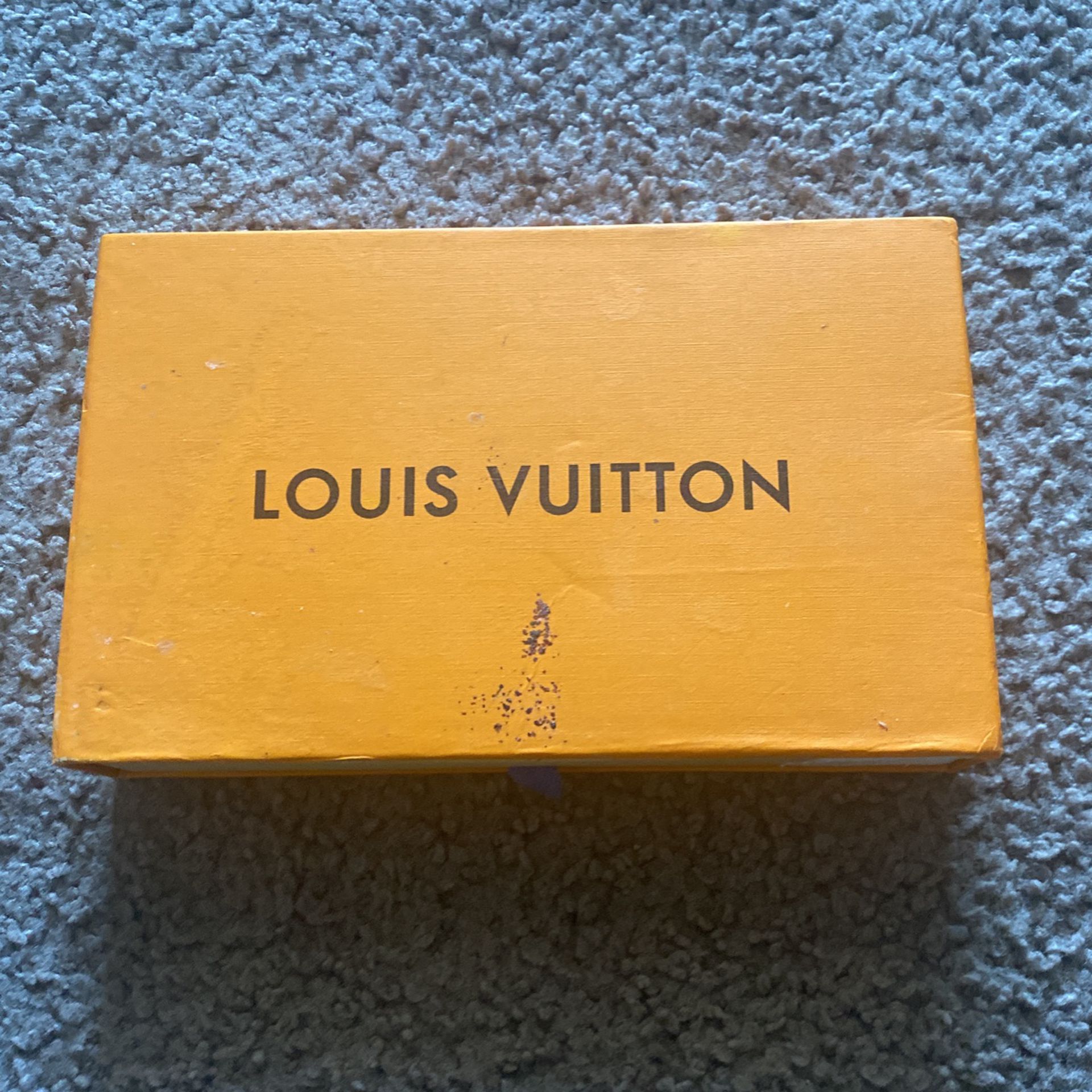 Louis Vuitton Zippy Wallet