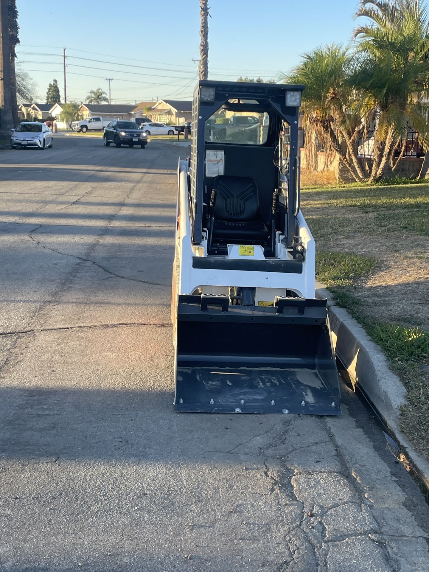 Bobcat Y Container