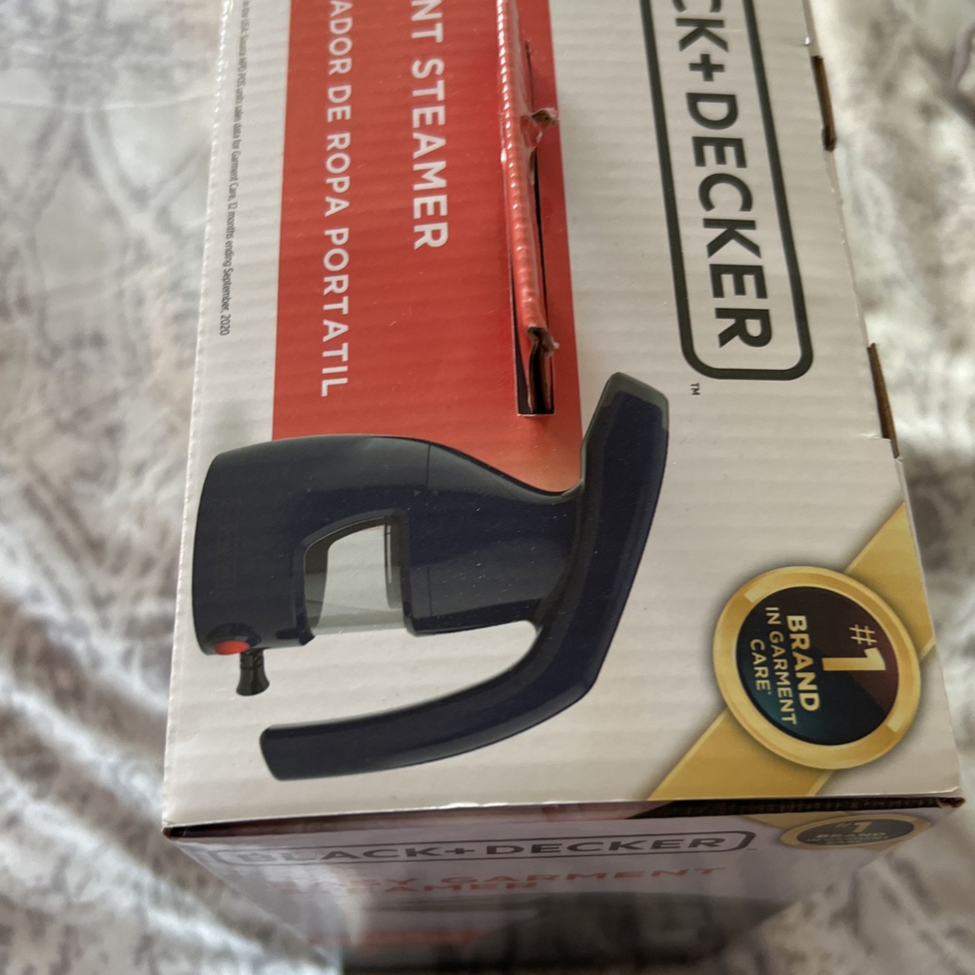 Black decker easy Garment Steamer for Sale in Fontana, CA - OfferUp