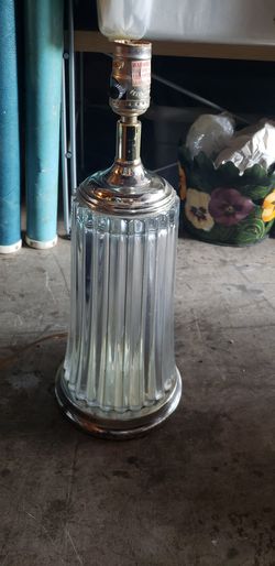 GLASS LAMP