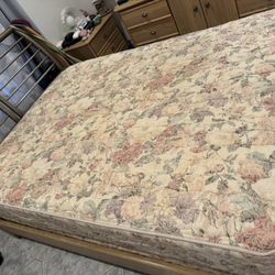 Queen size and Boxspring Mattress