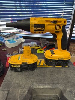 Used Dewalt 18 V drywall screw gun