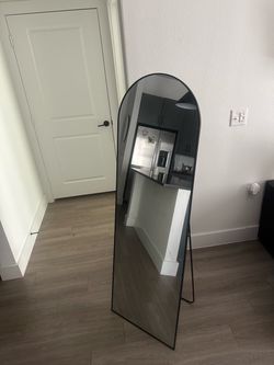 Elegant Black Oval Full-Length Mirror