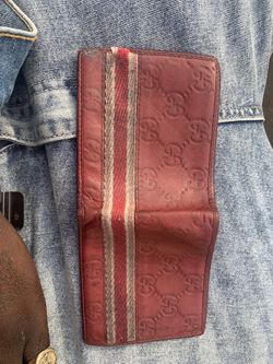 Gucci Wallet Authentic Used