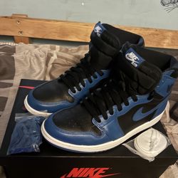 Size 11.5 Air Jordan 1 Retro High OG 'Dark Marina Blue'