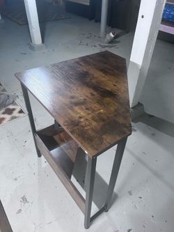 Corner Desk