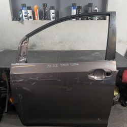 2011-2012-2013-2014-2015-2016-2017-2018-2019-2020 TOYOTA SIENNA LEFT FRONT DOOR OEM USED #9863