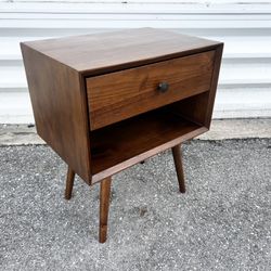 Retro Mid Century Modern Style Single Drawer End Table Night Stand Chest!  14x20x24in