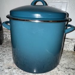 Racheal Ray Stick Pot