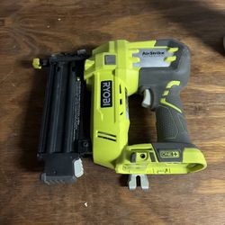 Ryobi Airstrike Technology Nailer P320
