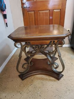 Elegant end table for sale