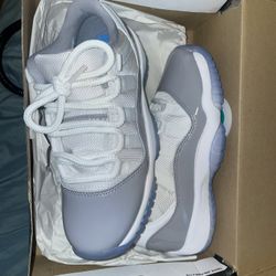 Jordan 11’s Size 4.5 Youth  Price Is Firm