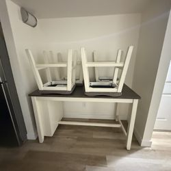 Counter Table With Four Chairs 