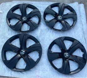 4 GOOD USED 16 inch HUB CAPS FOR 2017 HONDA CIVIC $30 for all 4 PICKUP ONLY