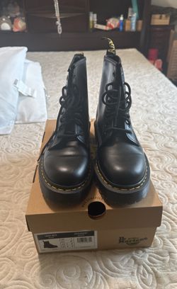 Dr Martens