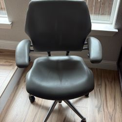 Grey Leather Office Chairs 