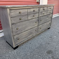 Elegant Decorative Design