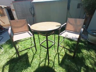 2 Outdoor Patio Furniture Chairs w Table 27.5" diameter 39" tall chairs 42" tall