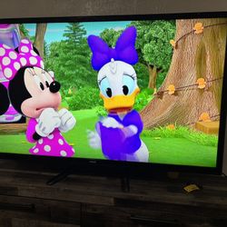 60 Inch RCA Tv With Roku
