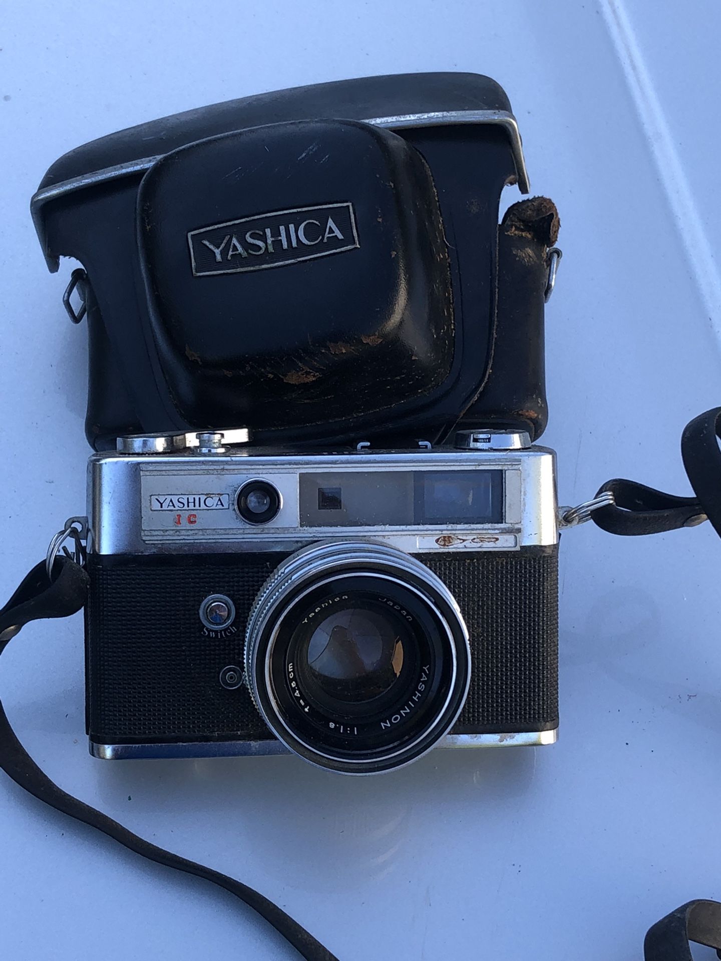 Camera Yashica Lynx IC Vintage 35mm w/bonus camera