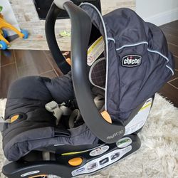 Chicco Infant Car Seat