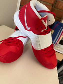 Nike tennis shoes