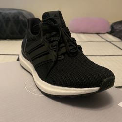 ULTRABOOST 4.0 DNA SHOES