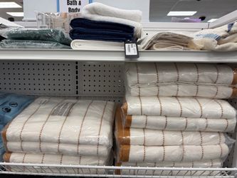 2pc Modern Pinstripe Bath Towel White/Yellow