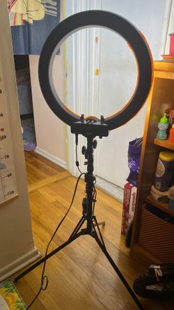 IVISII Ring Light with Stand 18 Inches
