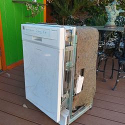 18” Frigidaire Dishwasher 
