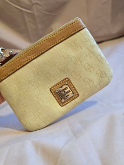 Dooney & Bourke Purse