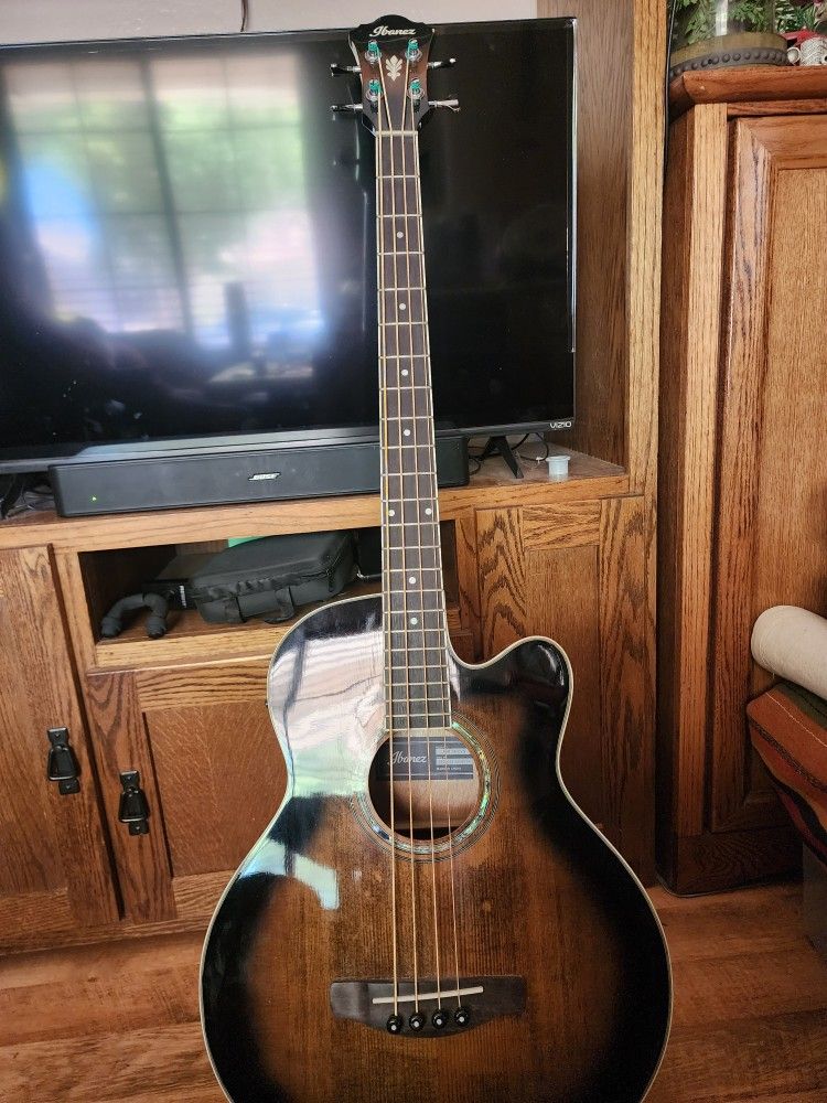 Ibanez acoustic/electric bass GUITAR