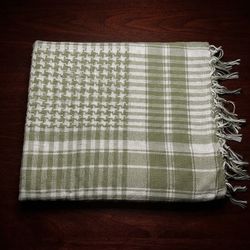 Green & White Pattern Keffiyeh Scarf 