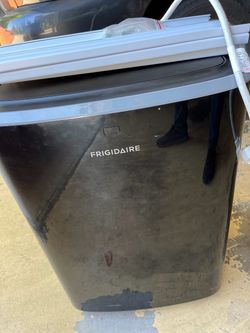 Frigidaire Portable Air Conditioner 14,000 BTU