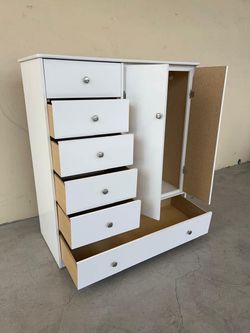Baby wardrobe