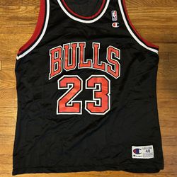 Vintage Michael Jordan Champion Basketball Jersey Size Men’s Large 48