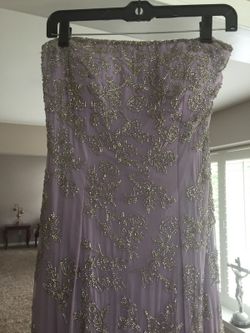 Beautiful lilac dress for sale