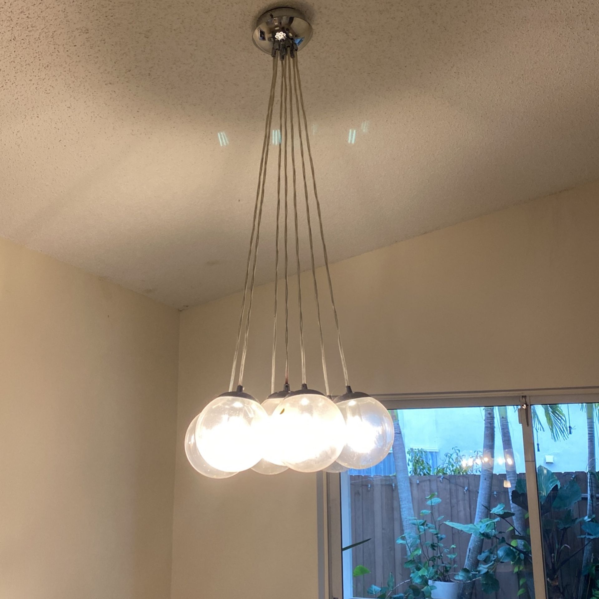 7 Globe Glass Pendant Lamp. Contemporary/modern