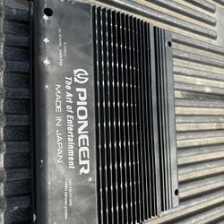 Pioneer Amp